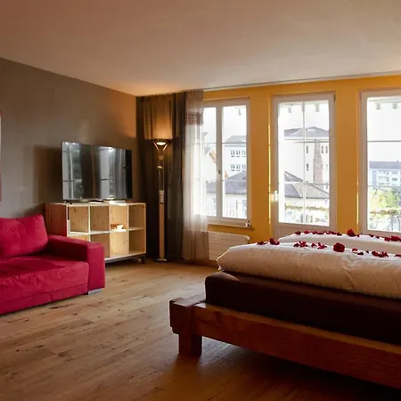Fueuergaessli'S Boutique Suite Отель